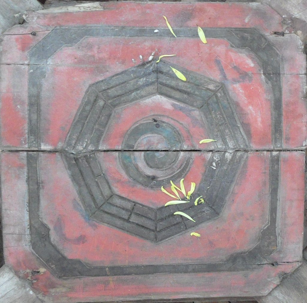 This article delves into the symbolic significance of Vietnam’s Four Immortals, representing four core values: Tan Vien, Giong, Dong Tu, and Mau. These figures reflect both folk beliefs and the Vietnamese philosophy of life over centuries